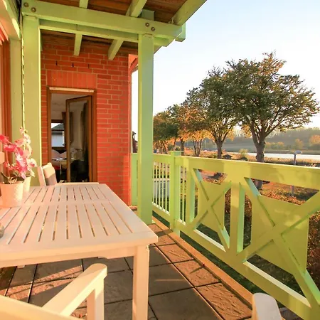 Kleines Mit Traumhaftem Seeblick, Seedorf Zeesenhaus Nr 4 Апартаменти