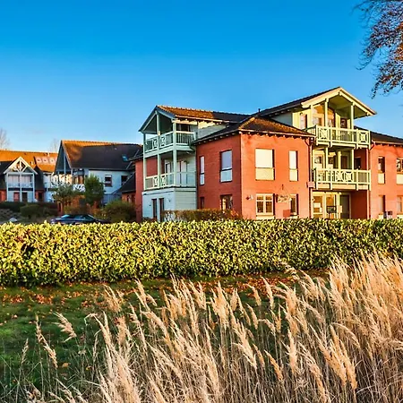 Апартаменти Kleines Mit Traumhaftem Seeblick, Seedorf Zeesenhaus Nr 4 *