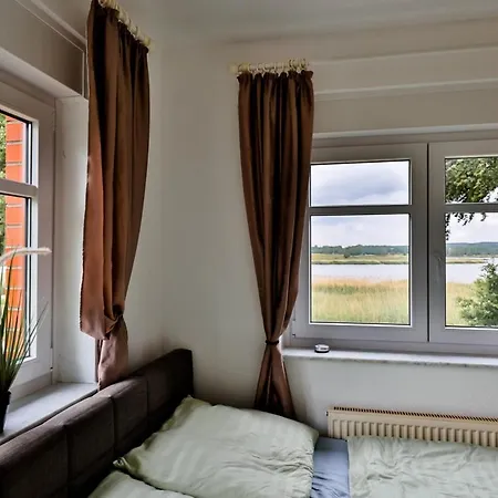 Апартаменти Kleines Mit Traumhaftem Seeblick, Seedorf Zeesenhaus Nr 4 Зеллін